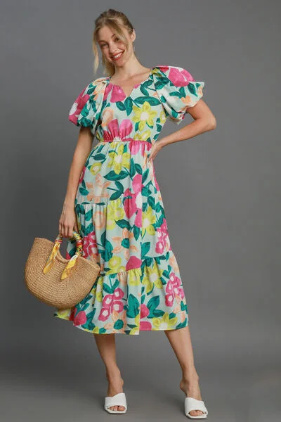 Midi dresses with side slits for a sexy and elegant appearance Full Size Tiered Floral Print Notched Puff Sleeve Midi Dress Midi dresses with side slits for a sexy and elegant appearance Full Size Tiered Floral Print Notched Puff Sleeve Midi Dress