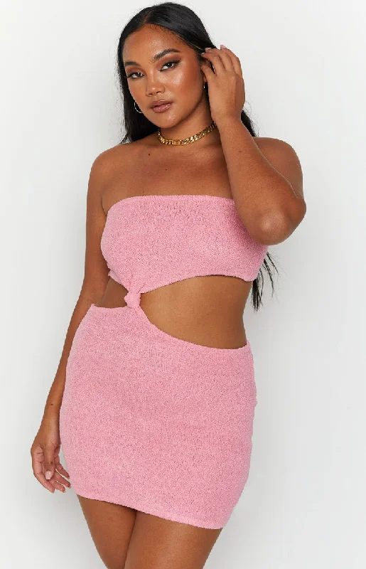 Mini dresses with high - low hems for a modern twist Fiona Pink Strapless Mini Dress Mini dresses with high - low hems for a modern twist Fiona Pink Strapless Mini Dress