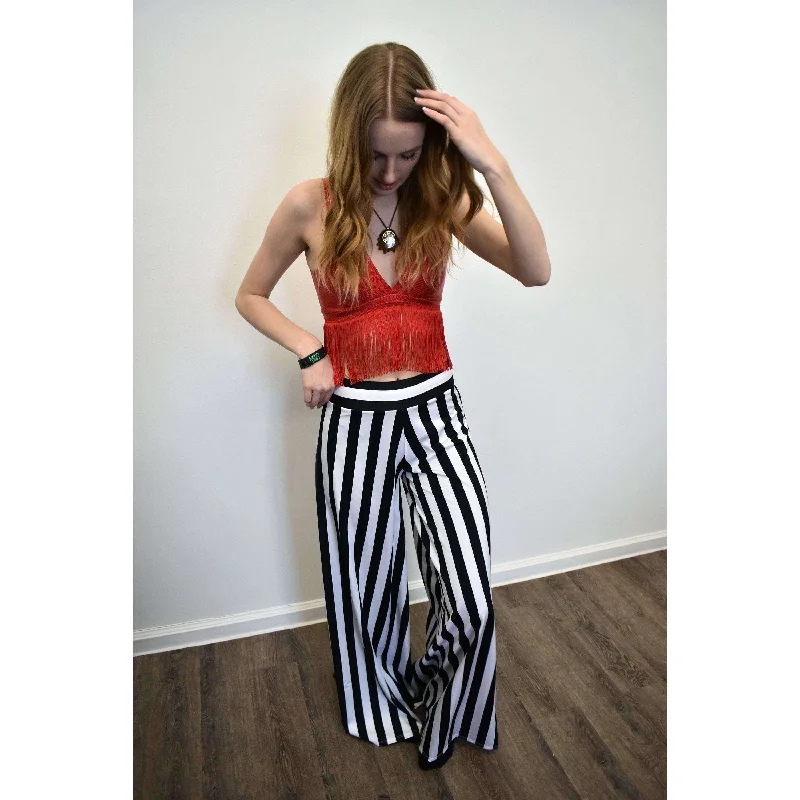 Plus Size Women's Elastic - Waist Culottes in Earth TonesSALE - SMALL Palazzo Wide Leg Pants - Black & White Stripe Plus Size Women's Elastic - Waist Culottes in Earth TonesSALE - SMALL Palazzo Wide Leg Pants - Black & White Stripe