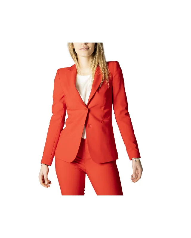 Women's Notched Lapel Blazers in Beige for a Timeless OutfitSandro Ferrone Women's Red Blazer