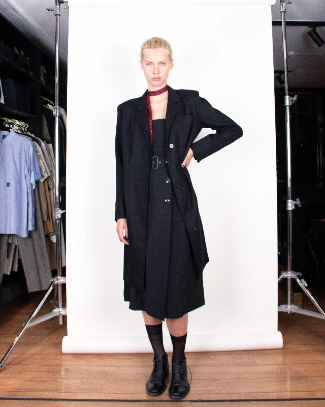 Checkered women's wool coats in a classic pattern for a timeless style1980s Fendi Black Wool Coat L Checkered women's wool coats in a classic pattern for a timeless style1980s Fendi Black Wool Coat L
