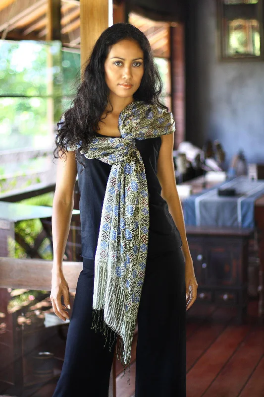 ribbed women cardigan with a classic textureBlue Floral Stars Indonesian Floral Silk Shawl