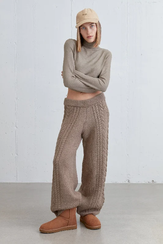 cropped women cardigan to pair with high - waisted jeansCABLE KNIT PANT