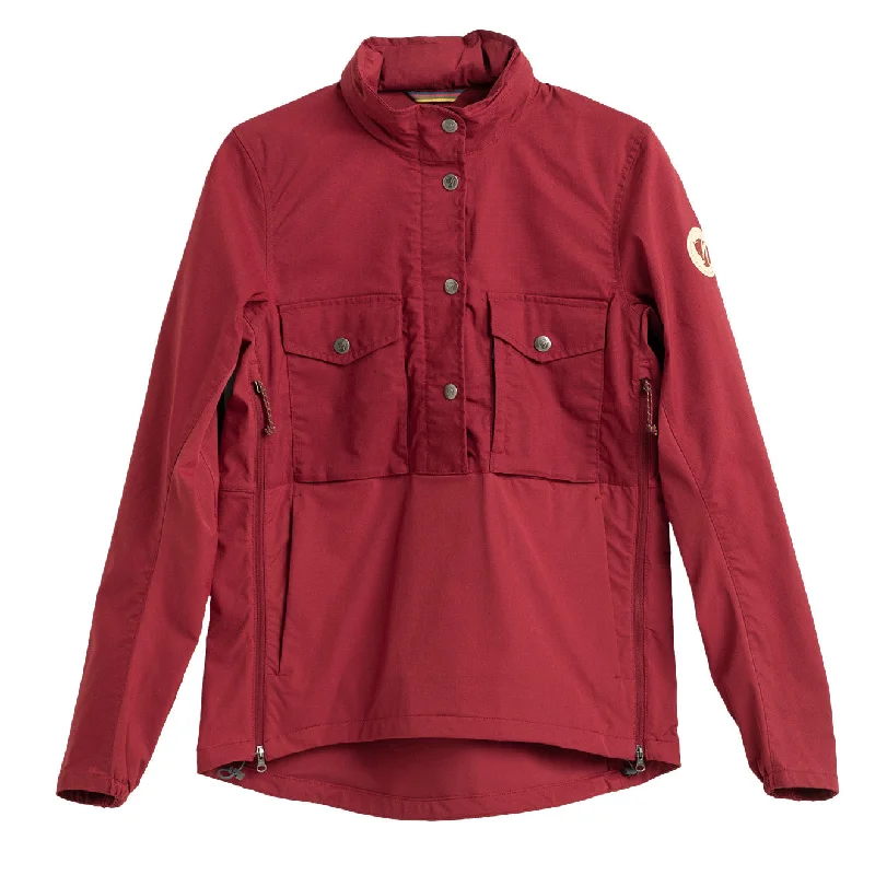 Checkered women's wool coats in a classic pattern for a timeless styleFjallraven x Specialized Womens Raven Anorak Pomegranate Red Checkered women's wool coats in a classic pattern for a timeless styleFjallraven x Specialized Womens Raven Anorak Pomegranate Red