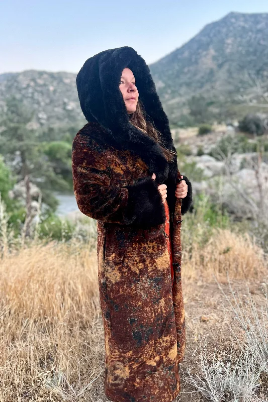 Belted women's cashmere coats in soft pastels for a luxurious feelWomen's Enchantress Coat in "Ember" Belted women's cashmere coats in soft pastels for a luxurious feelWomen's Enchantress Coat in "Ember"