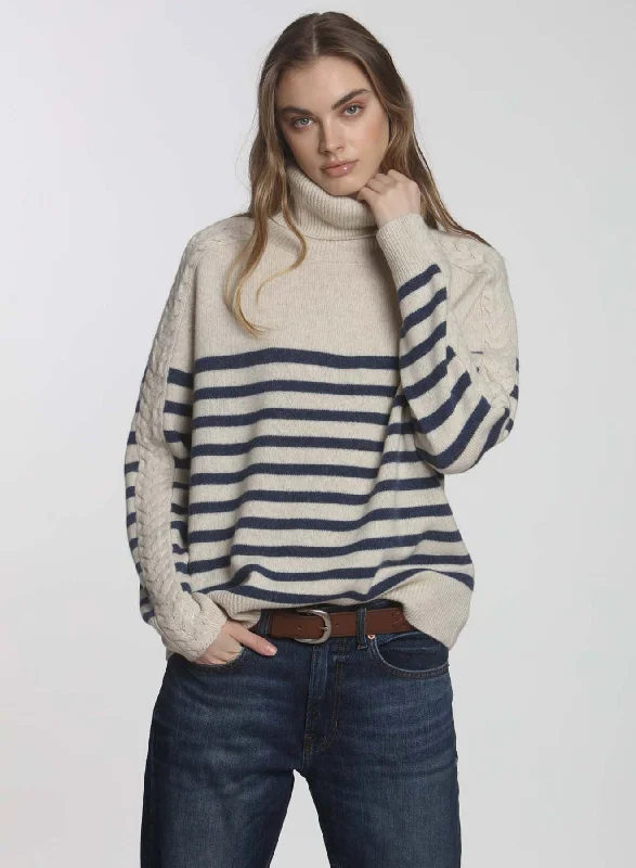 Sleeveless Women's Silk - Trimmed Sweaters for SummerFrench Cable - Ecru/navy