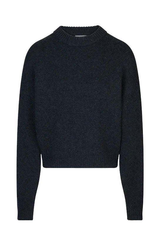 Plus Size Women's Oversized Chunky Knit SweatersAnong Sweater