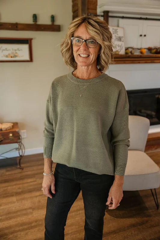 Women's Long Sleeve Turtleneck Cashmere SweatersLENNOX KNIT SWEATER