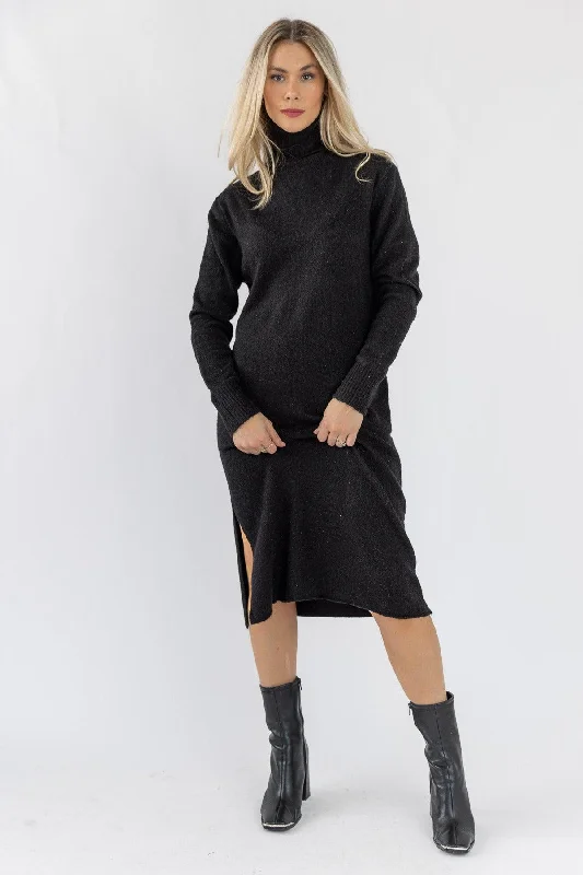 Hooded Women's Fleece - Lined Sweaters for WinterLorene Black Sweater Midi Dress - Final Sale Hooded Women's Fleece - Lined Sweaters for WinterLorene Black Sweater Midi Dress - Final Sale