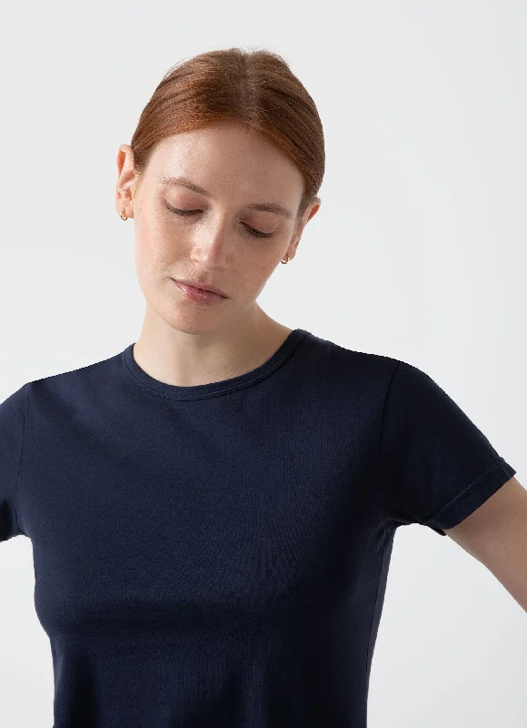 Pocketed Women T Shirt for Added FunctionalityWomen's Classic T-shirt in Navy