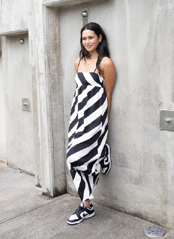 Shift Women Dress with a Simple and Classic Design for Everyday WearFederation Saturday Dress Stripe Shift Women Dress with a Simple and Classic Design for Everyday WearFederation Saturday Dress Stripe