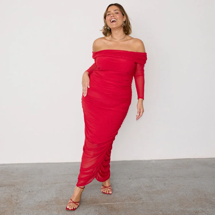 Sheath Women Dress with a Tailored Fit for a Professional LookRed Diaz Dress Petite