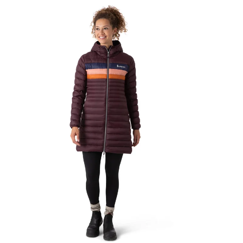 Women's cropped down jackets in bold colors for a sporty and fashionable winter outfitWomen's Fuego Down Parka Women's cropped down jackets in bold colors for a sporty and fashionable winter outfitWomen's Fuego Down Parka
