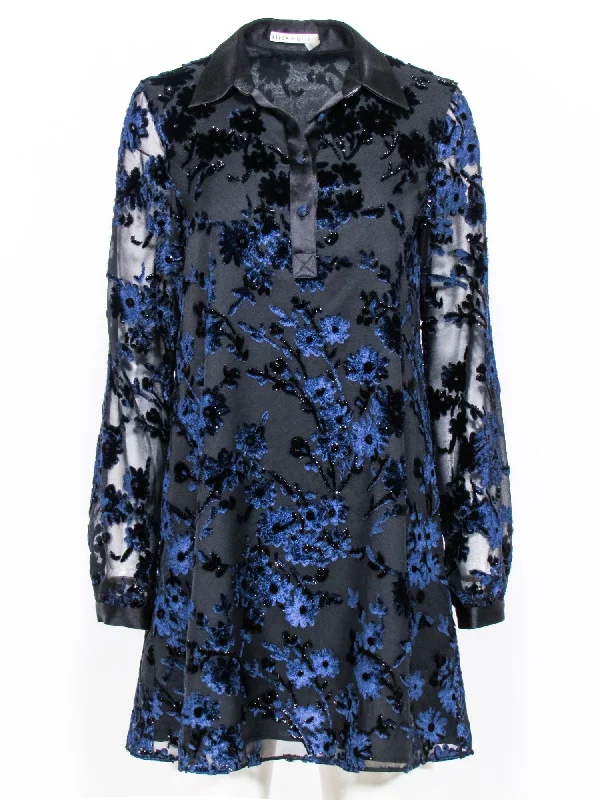 Maxi Women Dress with Floral Print for a Bohemian Vibe Maxi Women Dress with Floral Print for a Bohemian Vibe Alice & Olivia - Black & Navy Velvet Floral Pattern Shift Dress Sz 6