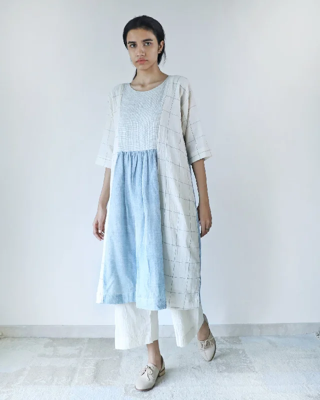 Ruffled Women Dress with Multiple Layers for a Playful and Girly Style Ruffled Women Dress with Multiple Layers for a Playful and Girly Style Doodle Dress in Organic Cotton Ruffled Women Dress with Multiple Layers for a Playful and Girly Style Ruffled Women Dress with Multiple Layers for a Playful and Girly Style Doodle Dress in Organic Cotton