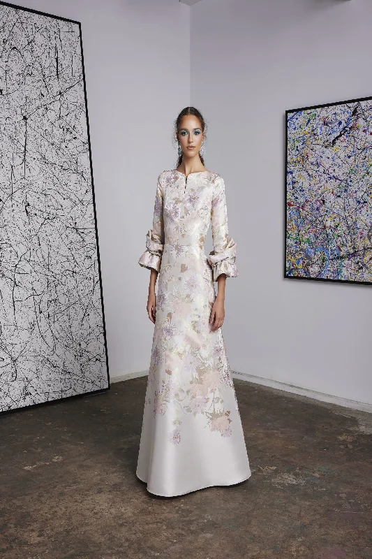 Pleated Women Dress with a Timeless and Elegant Texture Pleated Women Dress with a Timeless and Elegant Texture Frascara 4643 Pleated Women Dress with a Timeless and Elegant Texture Pleated Women Dress with a Timeless and Elegant Texture Frascara 4643