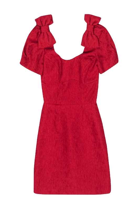 Halter Neck Women Dress to Show Off the Shoulders and Neckline Halter Neck Women Dress to Show Off the Shoulders and Neckline Rebecca Vallance - Red "Harlow Bow-Detailed Cloqué" Mini Dress Sz 2 Halter Neck Women Dress to Show Off the Shoulders and Neckline Halter Neck Women Dress to Show Off the Shoulders and Neckline Rebecca Vallance - Red "Harlow Bow-Detailed Cloqué" Mini Dress Sz 2