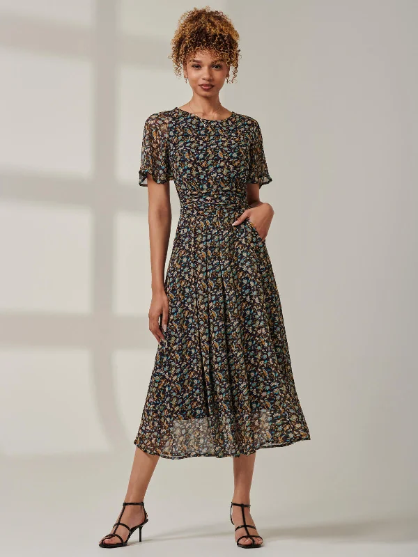 Midi dresses with geometric cutouts for a contemporary and edgy lookAngel Sleeve Chiffon Maxi Dress, Navy Floral Midi dresses with geometric cutouts for a contemporary and edgy lookAngel Sleeve Chiffon Maxi Dress, Navy Floral