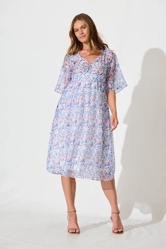 Midi dresses with embroidered accents for a unique and detailed designAngie Midi Dress In Blue Sketch Print Midi dresses with embroidered accents for a unique and detailed designAngie Midi Dress In Blue Sketch Print