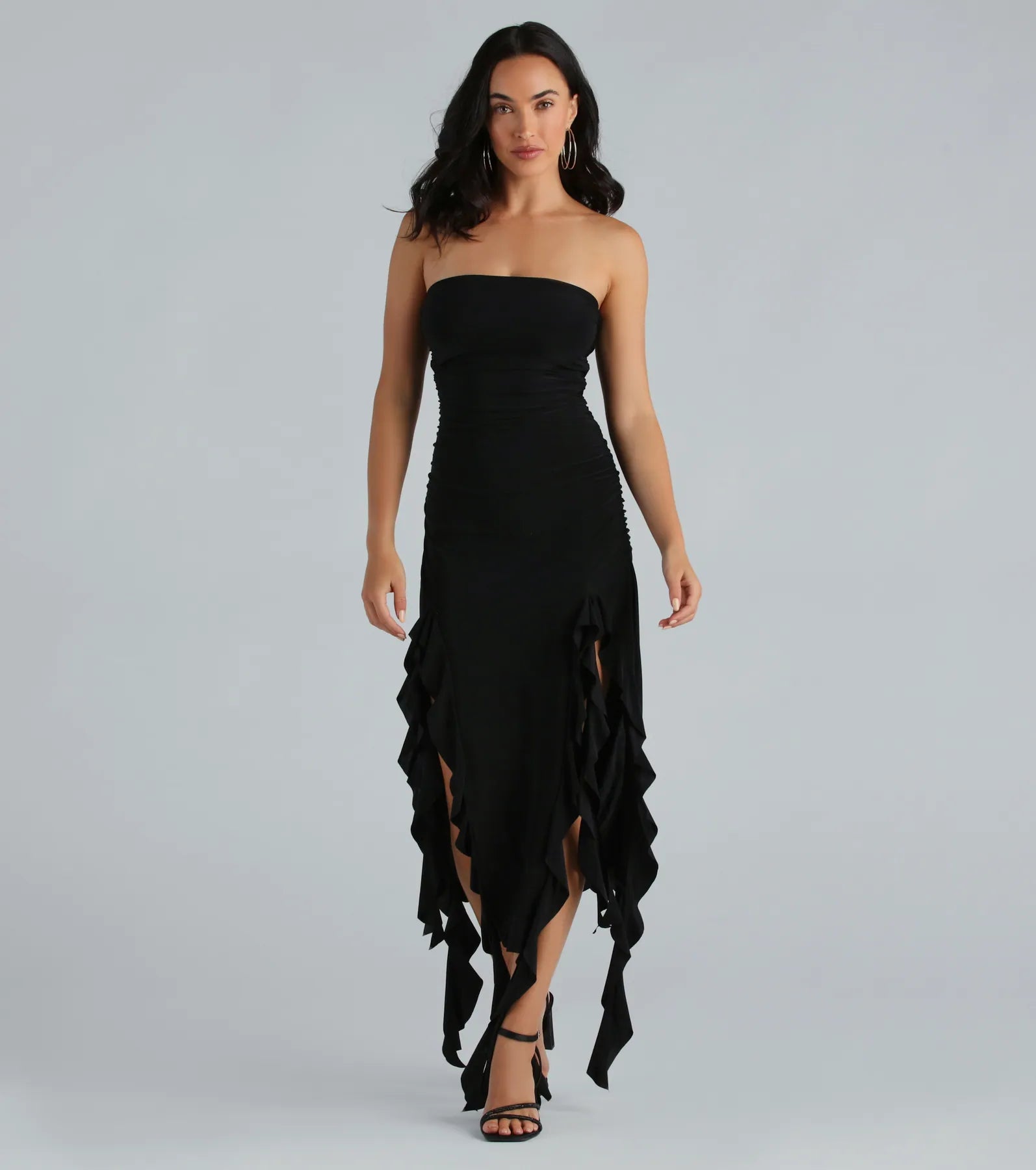 Midi dresses with tiered skirts for a bohemian festival lookMoments Like This Strapless Ruffled Midi Dress Midi dresses with tiered skirts for a bohemian festival lookMoments Like This Strapless Ruffled Midi Dress