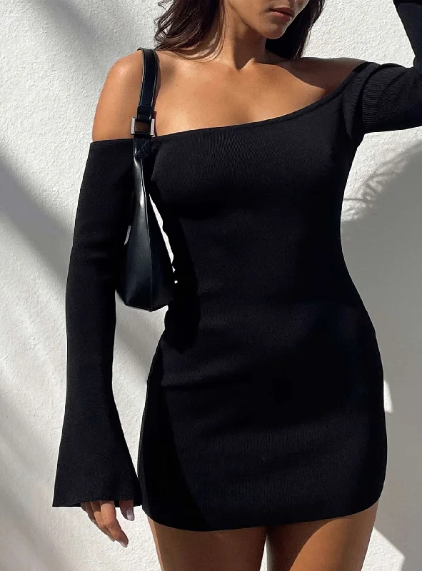 Mini dresses with cold - shoulder designsParisa Long Sleeve Mini Dress Black