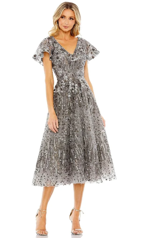 Mini cocktail dresses with a ruffled hem and a solid colorMac Duggal 20392 - Embroidered Cocktail Dress Mini cocktail dresses with a ruffled hem and a solid colorMac Duggal 20392 - Embroidered Cocktail Dress