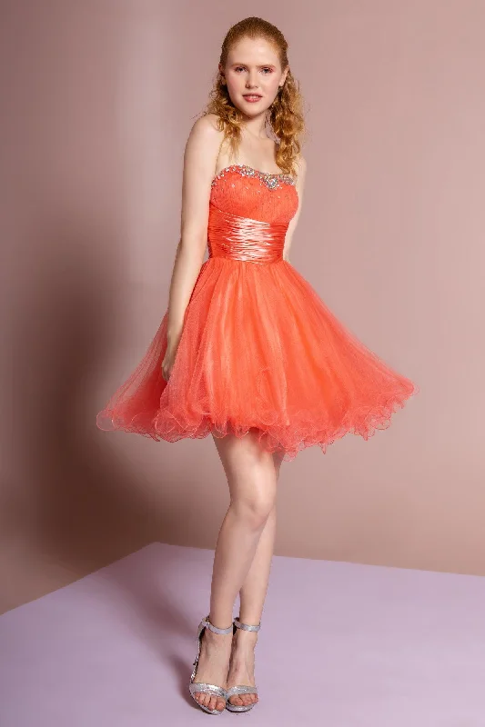 Bodycon dress with a halter neck​Strapless Beaded Tulle Short Prom Dress