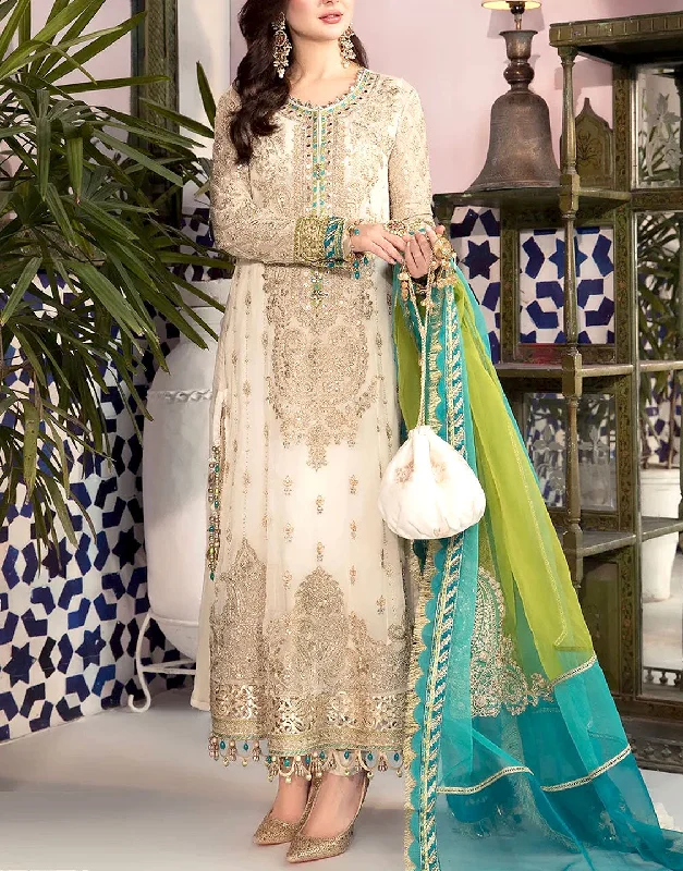 Party dresses with a tiered skirt for a fun and voluminous styleEmbroidered Chiffon White Wedding Dress with Organza Dupatta (DZ15513) Party dresses with a tiered skirt for a fun and voluminous styleEmbroidered Chiffon White Wedding Dress with Organza Dupatta (DZ15513)