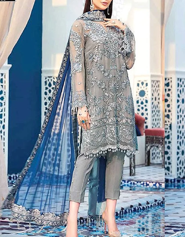 Sparkly sequined party dresses for a glamorous lookHeavy Embroidered Grey Net Wedding Dress 2024 (DZ14117) Sparkly sequined party dresses for a glamorous lookHeavy Embroidered Grey Net Wedding Dress 2024 (DZ14117)