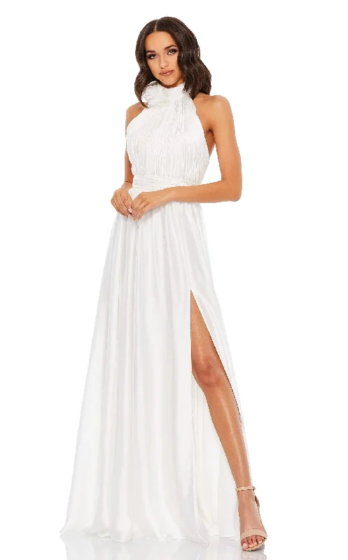 Long - sleeved formal dresses in velvet for a winter formal eventMac Duggal 49333 Dress Long - sleeved formal dresses in velvet for a winter formal eventMac Duggal 49333 Dress
