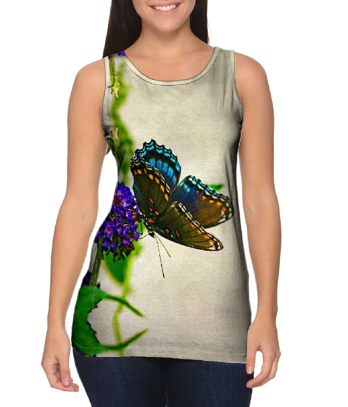 Plunge Neck Women's Seamless Tank Tops for a Smooth FitFanciful Dark Butterfly