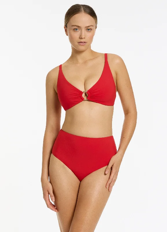Floral - printed bikini for a feminine and colorful beach vibeJetset High Waisted Bikini Bottom - Rosso Floral - printed bikini for a feminine and colorful beach vibeJetset High Waisted Bikini Bottom - Rosso