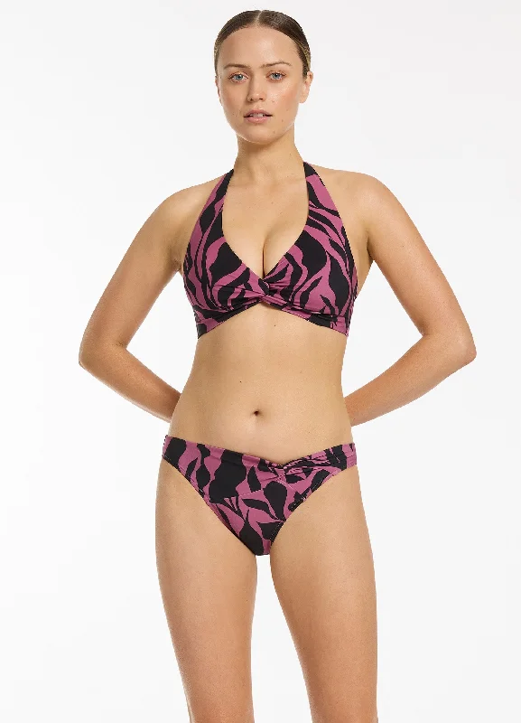 Sports bikini for high - intensity water activities like surfingSereno Twist Front Hipster Bikini Bottom - Mauve Sports bikini for high - intensity water activities like surfingSereno Twist Front Hipster Bikini Bottom - Mauve