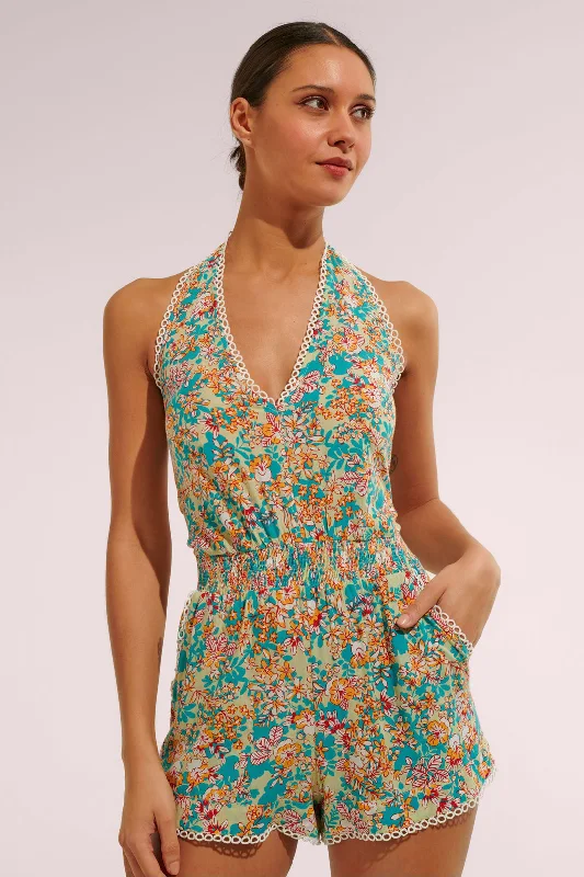 Button - down cover ups for a versatile and easy - to - wear optionShort Jumpsuit Beth Green Sweet Bell Button - down cover ups for a versatile and easy - to - wear optionShort Jumpsuit Beth Green Sweet Bell